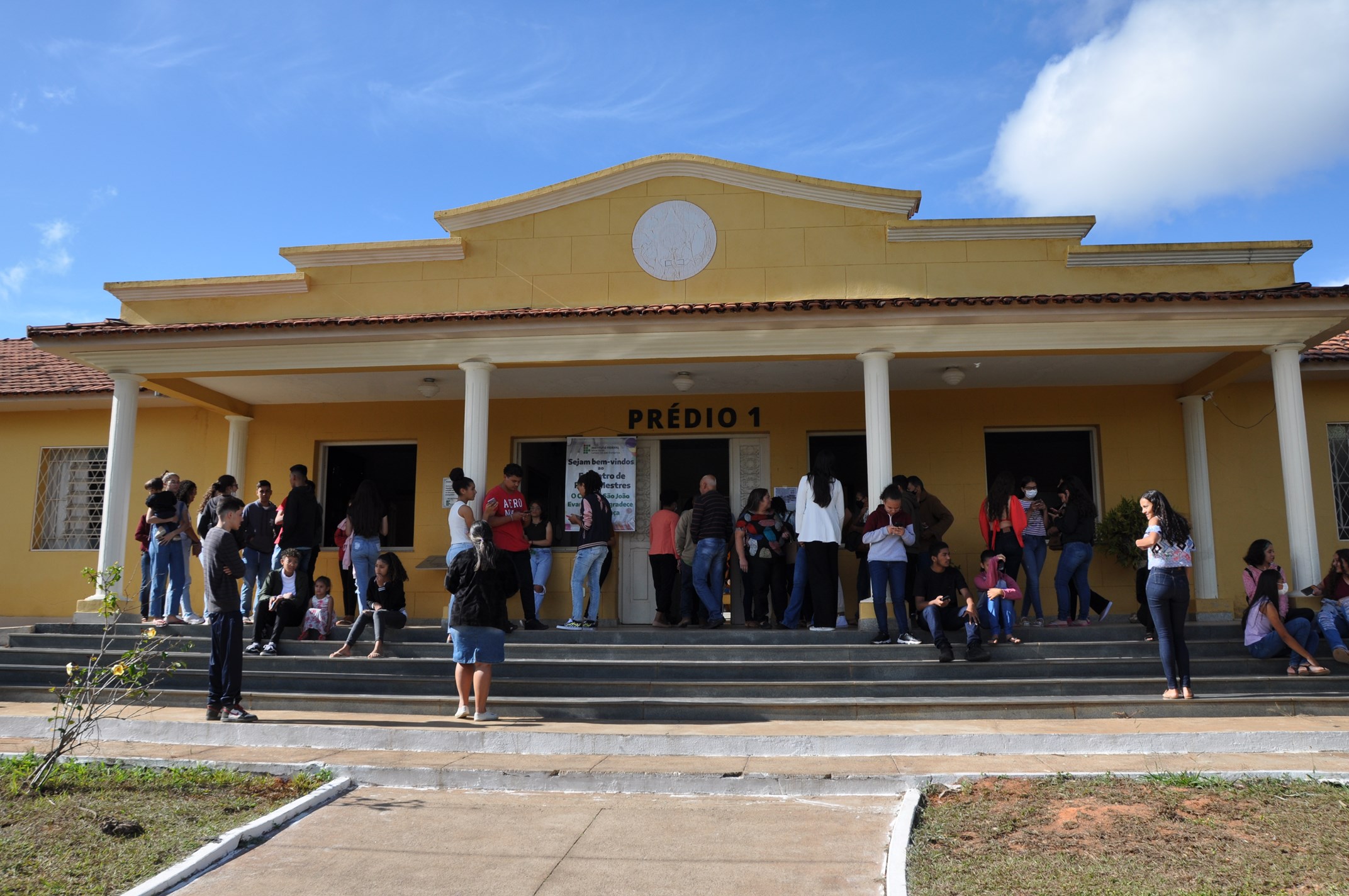 I EPM - Pais se reúnem no Prédio I